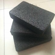 泡沫玻璃是高強(qiáng)防震板材